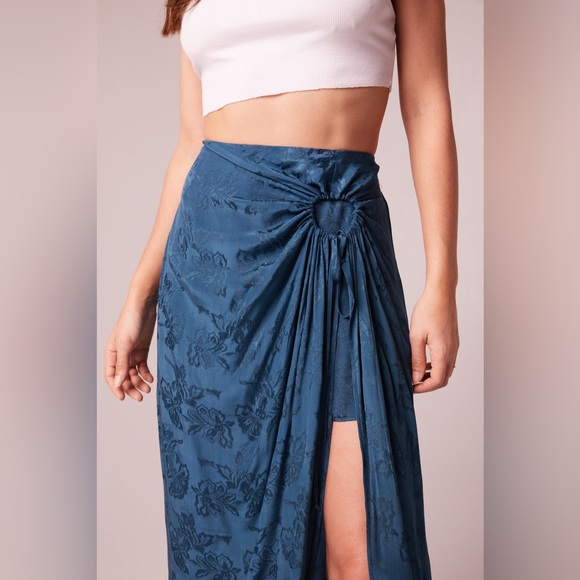 Band Of The Free CELENE DEEP TEAL LAYERED MIDI SKIRT - Picture 4 of 5